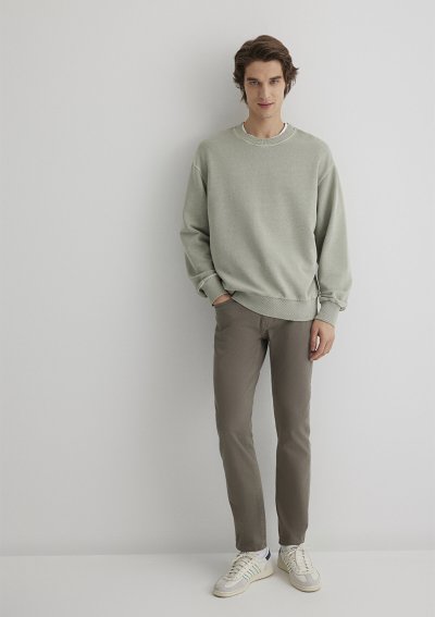 MARCUS Smokey Olive Comfort