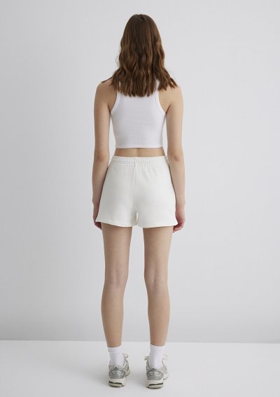 ÖRME ŞORT Süt beyaz