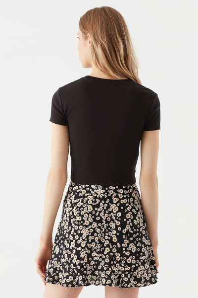 YUVARLAK YAKA BASIC TİŞÖRT Siyah