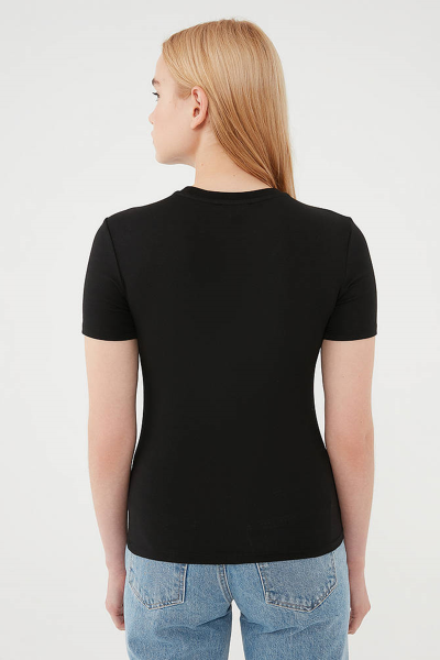YUVARLAK YAKA BASIC TİŞÖRT Siyah
