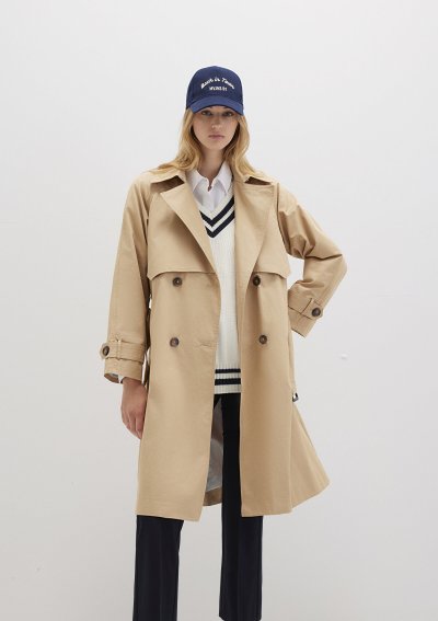 TRENCHCOAT Curd and Whey