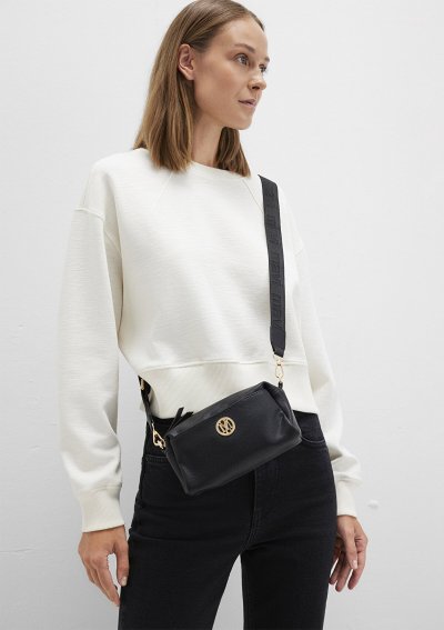 ÇAPRAZ ÇANTA Siyah